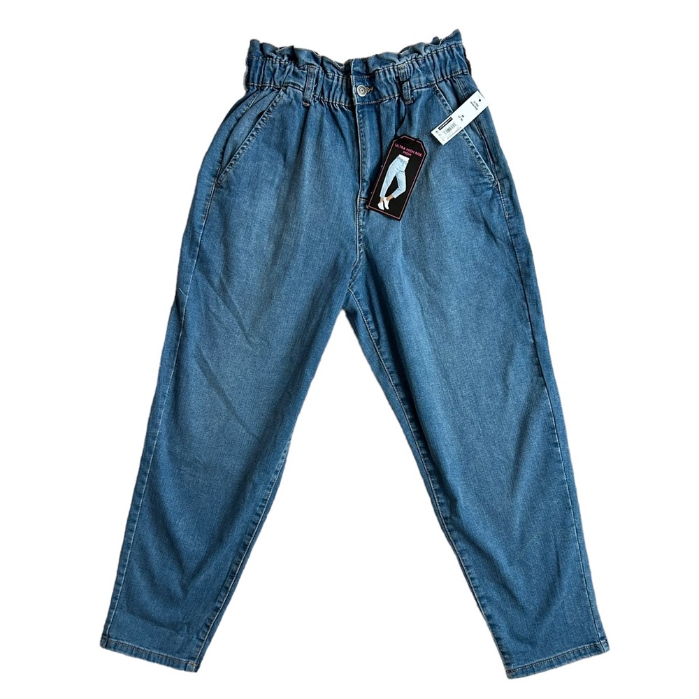 No Boundaries Ultra High Rise Mom Jeans NWT